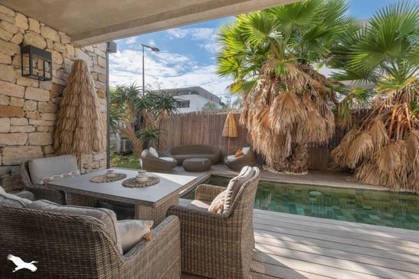 Maison à vendre |                                       Pérols |                                        5 pièces  |  204 m²