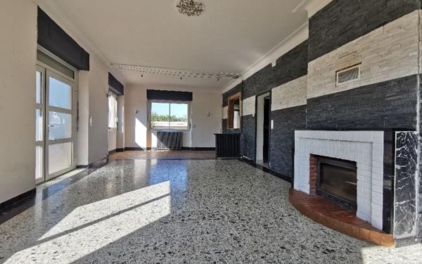 Maison à vendre    6 pièces •  Aire-sur-l'Adour