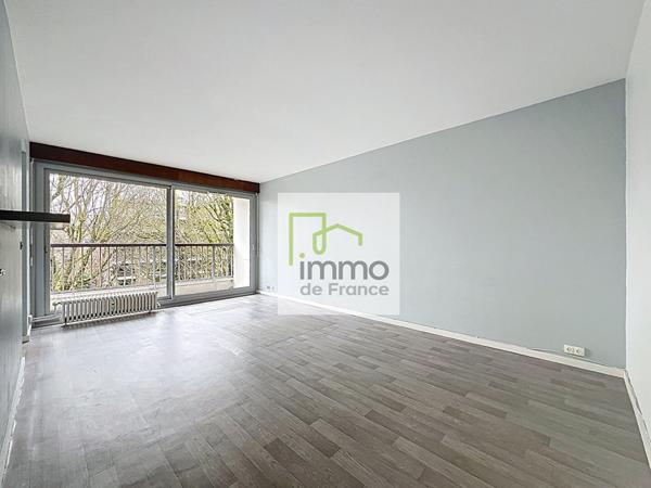 Appartement Lille T3 lumineux avec balcon et parking - secteur Cormontaigne