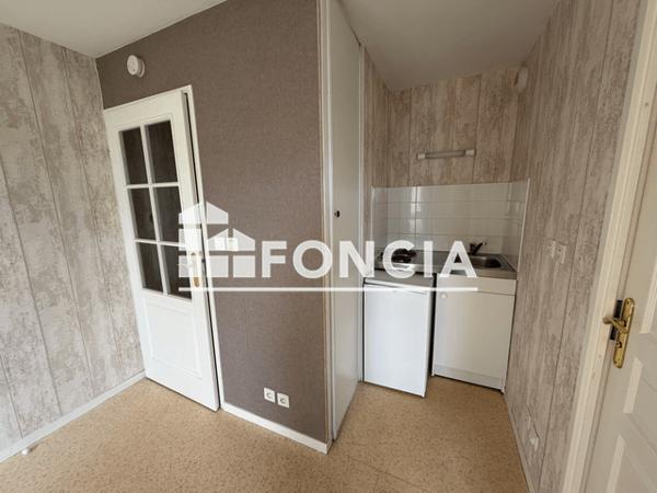Location Studio 21.82 m² - 7 RUE EMILE DIDIER Arras 62000