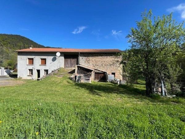 Ancienne ferme à réhabiliter sur parcelle 1616 m2