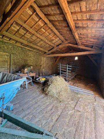 Ancienne ferme à réhabiliter sur parcelle 1616 m2