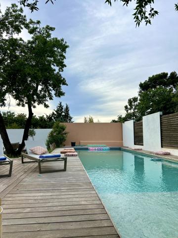 Maison
         10 pièces
        - 310 m² Bien prestige 1 950 000 € *