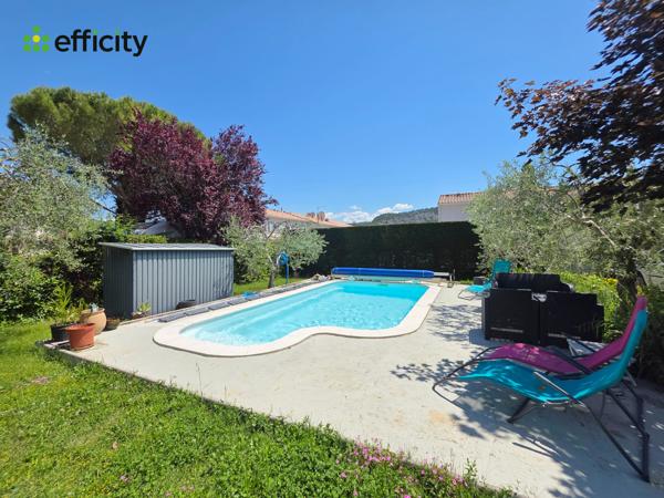 Maison
         6 pièces
        - 148 m² Exclusivité 370 000 € *