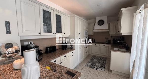 À vendre Maison 5 pièces 80 m² - Bormes-les-mimosas 83230