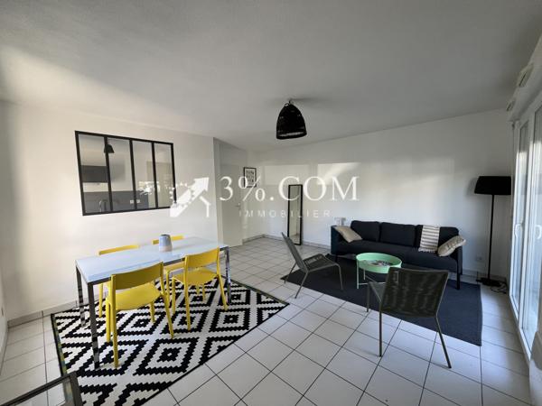Appartement
                                                                                                                                                                                                                                                                                                                        3 pièce(s)                                                                                                                                                                                                          2 chambre(s)                                                                                                                                                                                                          63  m²