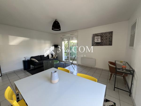 Appartement
                                                                                                                                                                                                                                                                                                                        3 pièce(s)                                                                                                                                                                                                          2 chambre(s)                                                                                                                                                                                                          63  m²