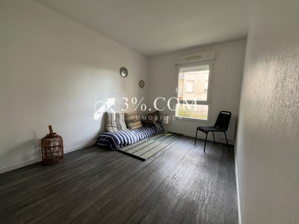 Appartement
                                                                                                                                                                                                                                                                                                                        3 pièce(s)                                                                                                                                                                                                          2 chambre(s)                                                                                                                                                                                                          63  m²