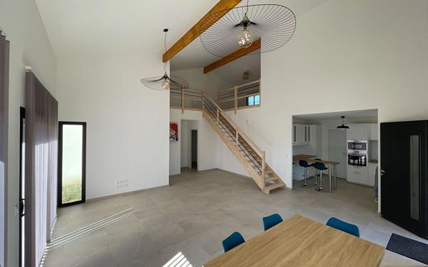 Maison à louer    5 pièces • 140,27 m2 Tournefeuille