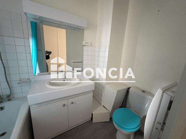 Location Appartement 4 pièces 98.64 m² - 32 Rue César Ferrafiat Vizille 38220