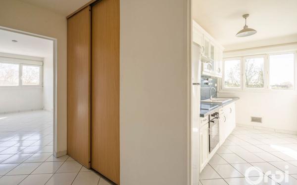 Appartement à vendre    2 pièces • 46,47 m2 Gagny