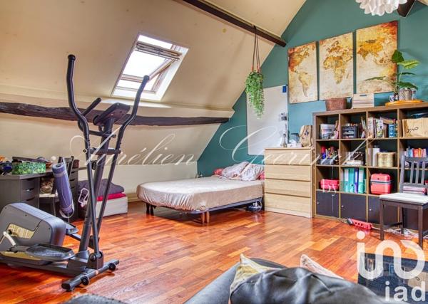 Appartement 1 pièce de 30 m² à Le Mesnil-Aubry (95720)