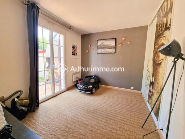 Vente Maison 6 pièces 118 m2 à Savigny-le-Temple