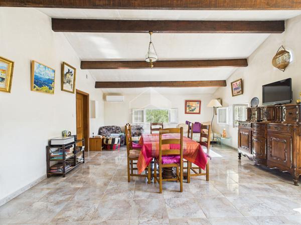 Maison en pierres avec dépendance, jardin arboré et garage ? Saint-Florent - 188 m2