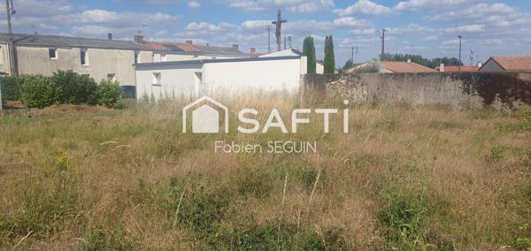 Terrain constructible en cœur de bourg