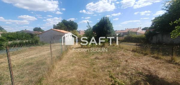 Terrain constructible en cœur de bourg