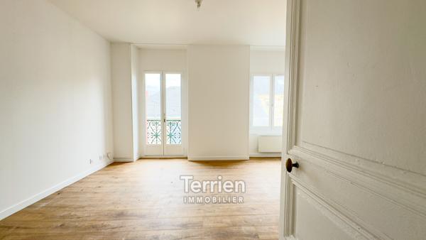 Appartement T3 en coeur de ville avec parking Chalonnes-sur-Loire (49290)