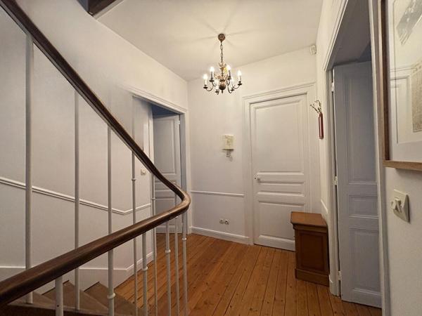 Maison Reims 6 pièce(s) 196 m2