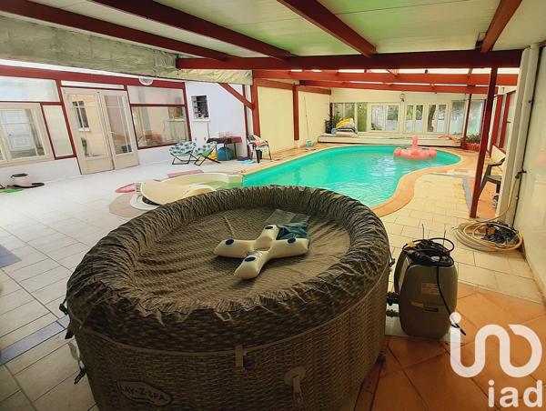 Maison à vendre 8 pièces 208 m² Champlost