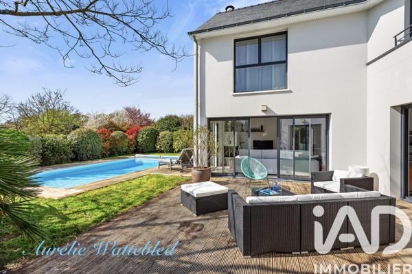 Maison à vendre 9 pièces 240,28 m² Carquefou