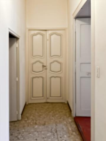 Cavaillon (84300) Cavaillon centre Appartement environ138 m2, jardin environ 380 m2,terrasses et dependances