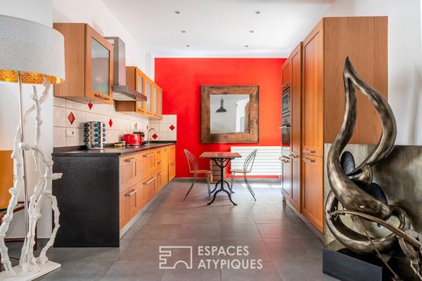 Loft avec patio dans ancienne usine de matelas