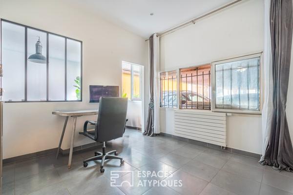 Loft avec patio dans ancienne usine de matelas