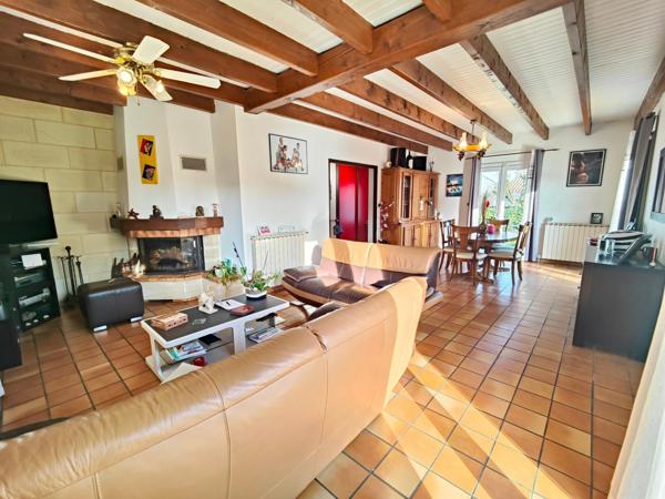 Villa T5 au calme, clim, garage 34m², Tram C