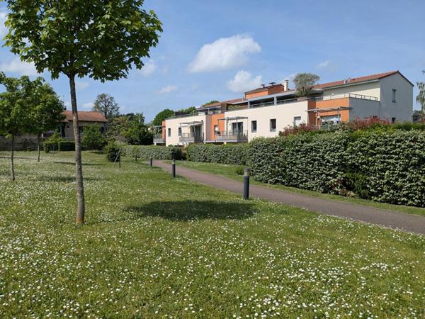 Coup de coeur - TASSIN LE BOURG - Appartement lumineux avec grand balcon plein sud au calme