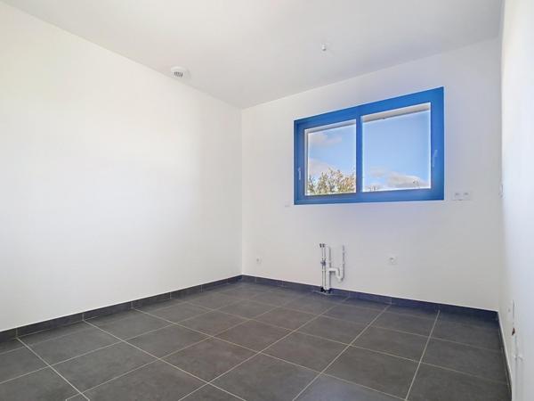 Maison toute récente (2025) 3 chambres avec garage et terrain individuel