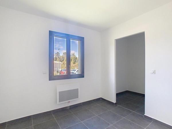 Maison toute récente (2025) 3 chambres avec garage et terrain individuel