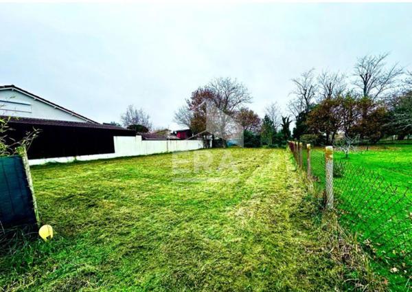 A vendre /  Gujan Mestras, terrain à bâtir de 724 m2