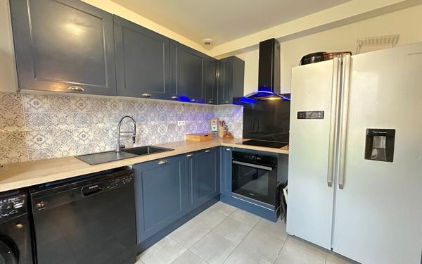 Maison à vendre    3 pièces • 90,86 m2 Lisses