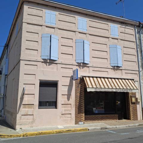 IMMEUBLE AVEC LOCAL COMMERCIAL ET HABITATION