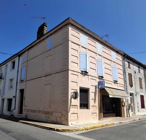 IMMEUBLE AVEC LOCAL COMMERCIAL ET HABITATION