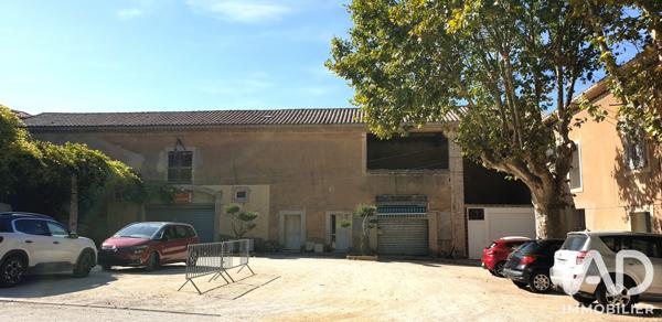 Immeuble à vendre 375 m² Thézan-des-Corbières