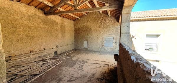 Immeuble à vendre 375 m² Thézan-des-Corbières