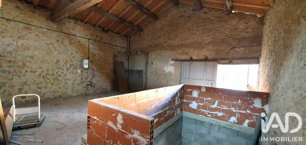 Immeuble à vendre 375 m² Thézan-des-Corbières