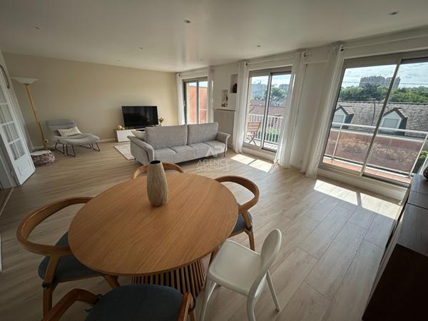 Appartement Poissy 5 pièce(s) 104m2 €439 000 ** - Référence 9166