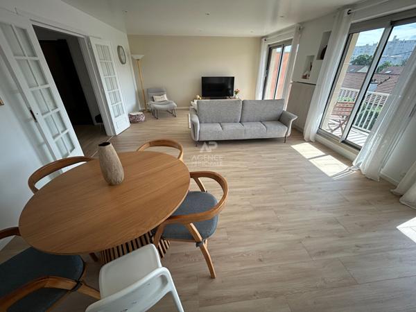 Appartement Poissy 5 pièce(s) 104m2 €439 000 ** - Référence 9166