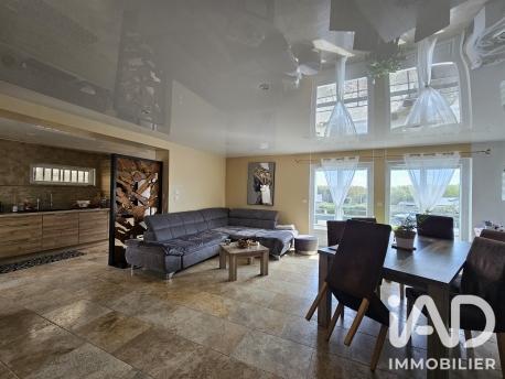 Maison à vendre 4 pièces 87 m² Saint-Quentin