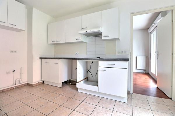 Appartement Aubervilliers 3 pièce(s) 66 m2