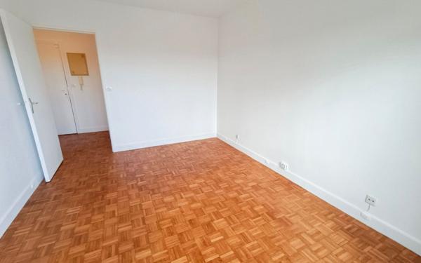 Appartement à vendre    2 pièces • 40 m2 Créteil
