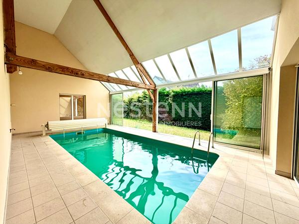 Maison contemporaine familiale 2h de Paris 5pieces piscine intérieure Montapins