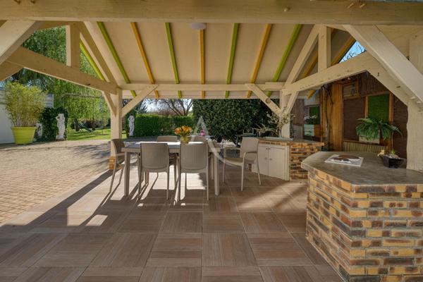 Maison individuelle avec sous-sol total, jardin intimiste de 2 412 m2 et suite parentale au RDC