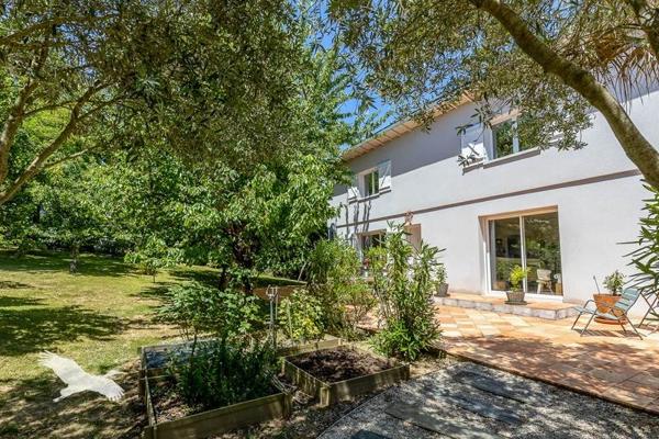 Maison à vendre 649 000 € Montrabé 7 p 200 m² DPE C