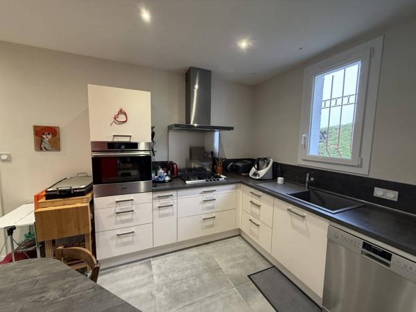 Maison - 162 m² - 6 pièces à DAVEZIEUX