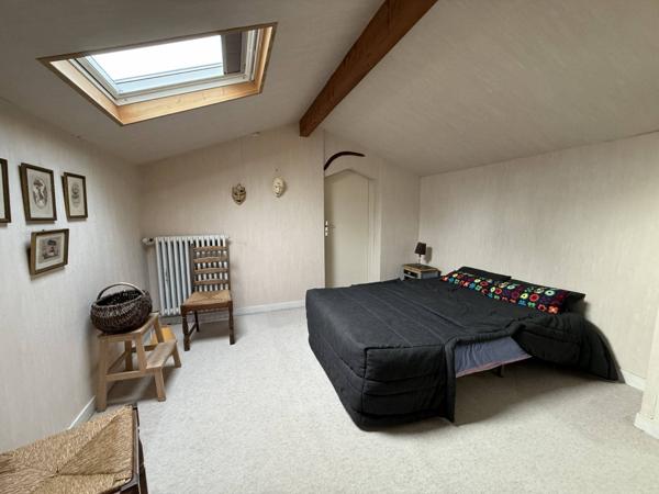 Maison - 162 m² - 6 pièces à DAVEZIEUX
