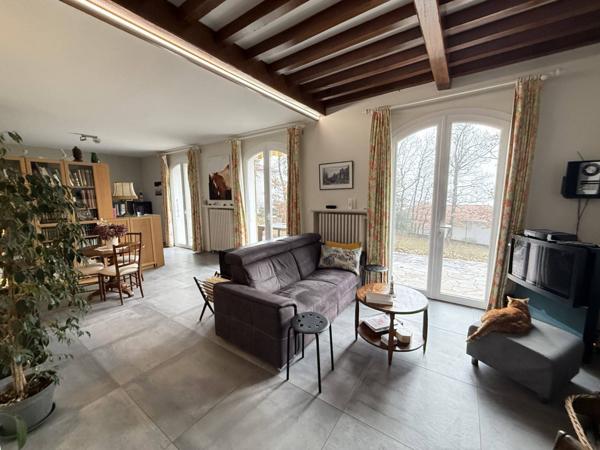 Maison - 162 m² - 6 pièces à DAVEZIEUX