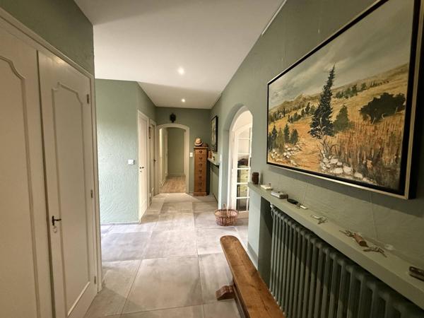 Maison - 162 m² - 6 pièces à DAVEZIEUX